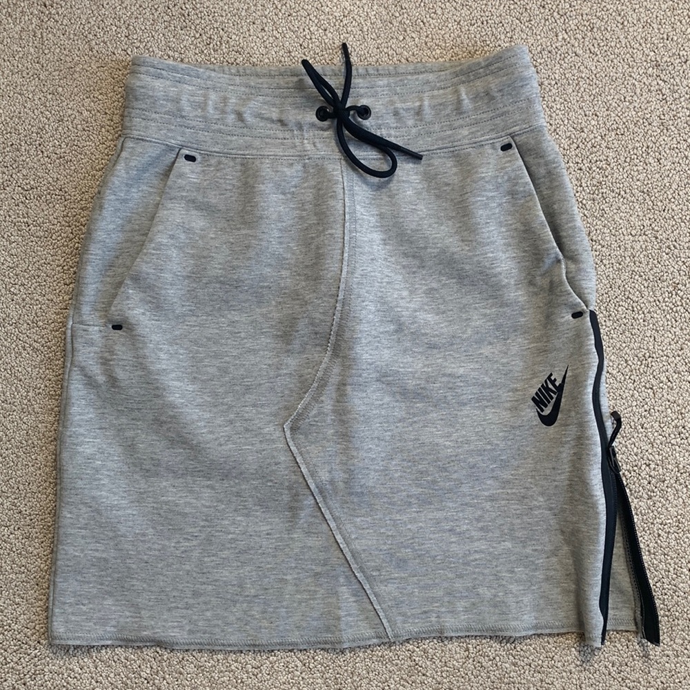 Nike Tech Skirt